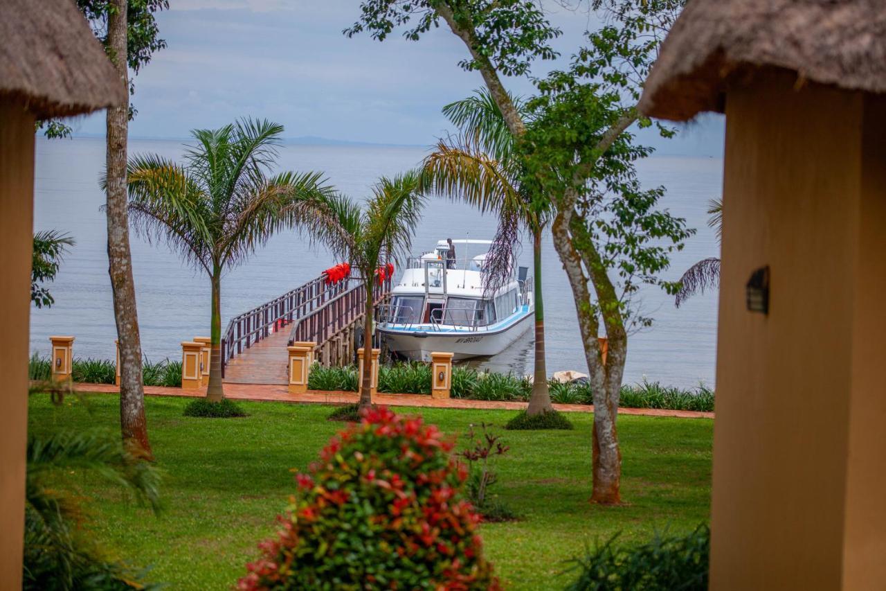 Brovad Sands Lodge Kalangala Buitenkant foto