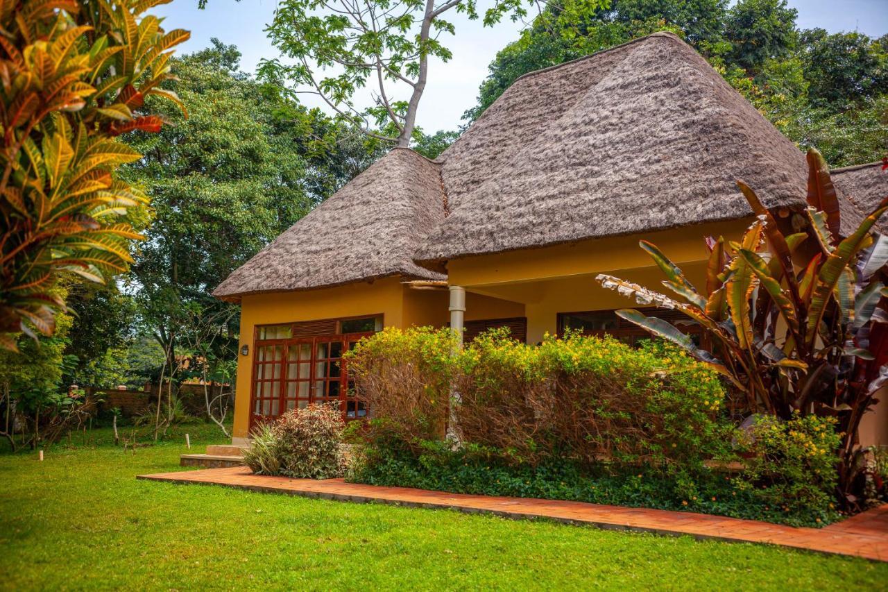 Brovad Sands Lodge Kalangala Buitenkant foto