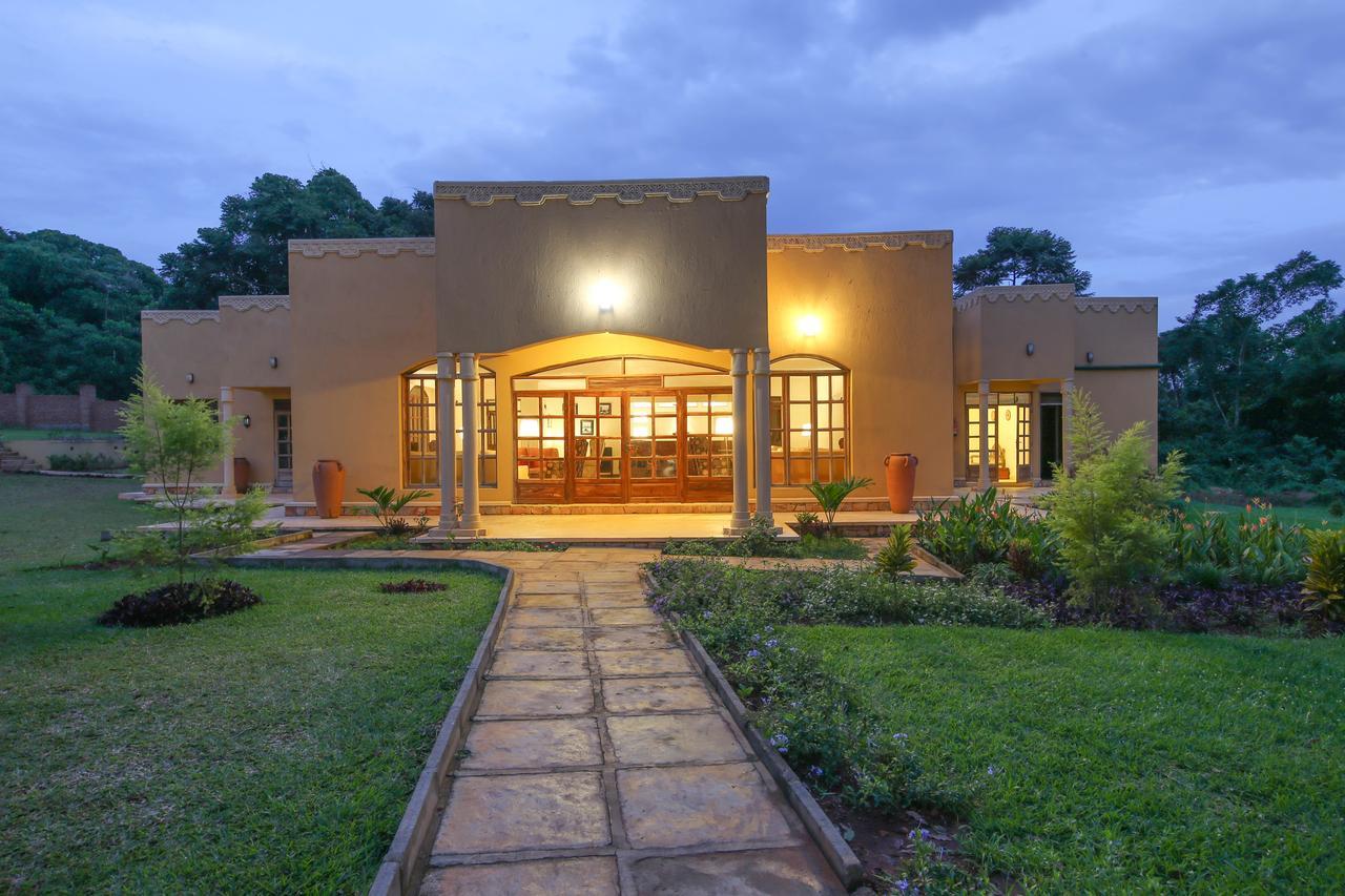 Brovad Sands Lodge Kalangala Buitenkant foto