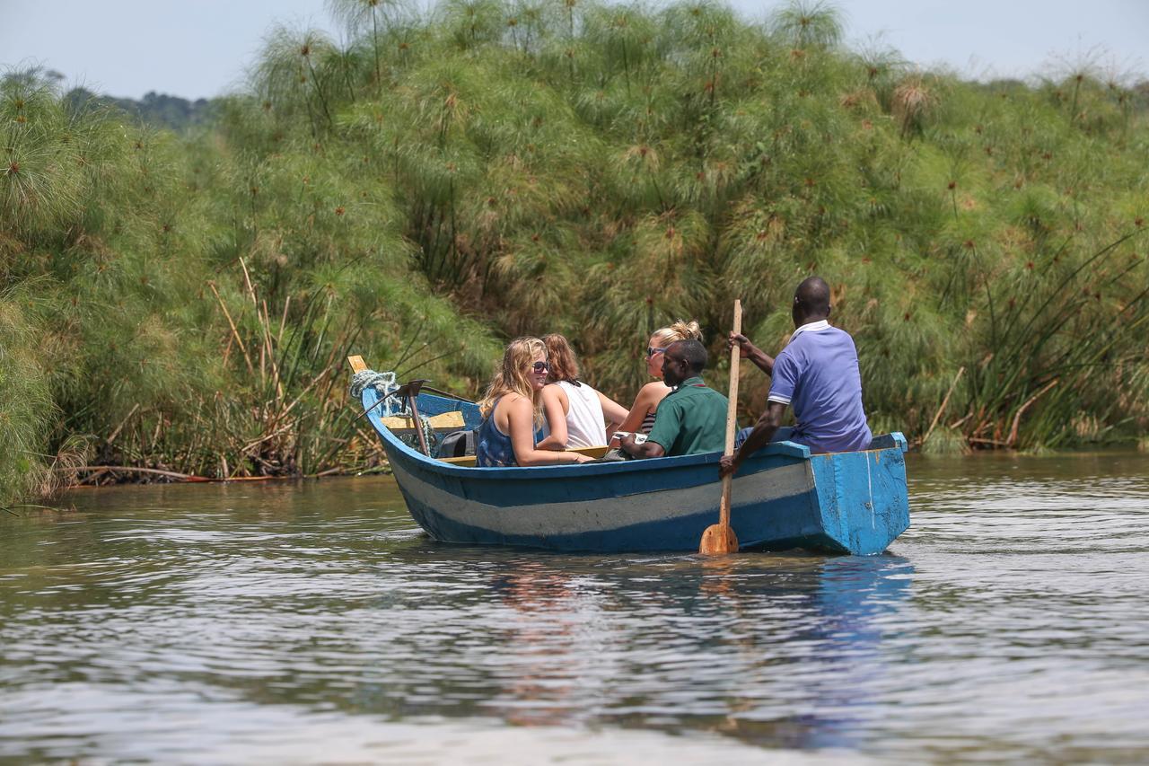 Brovad Sands Lodge Kalangala Buitenkant foto